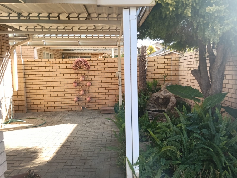 To Let 2 Bedroom Property for Rent in Universitas Free State